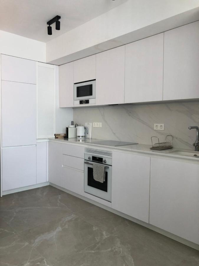 Modern Apartment In Torrevjea 200M From The Loccos Beach Torrevieja Esterno foto