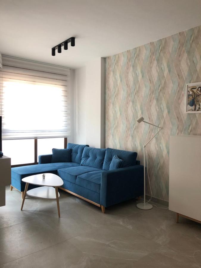 Modern Apartment In Torrevjea 200M From The Loccos Beach Torrevieja Esterno foto